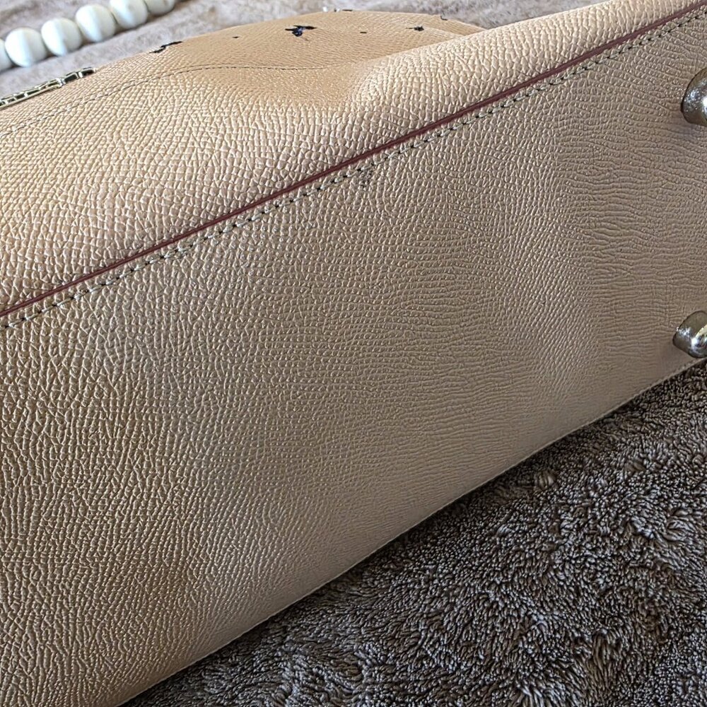 ✨ RARE Coach Beechwood Bow Perforated Sierra Satchel ✨ - Picture 8 of 16